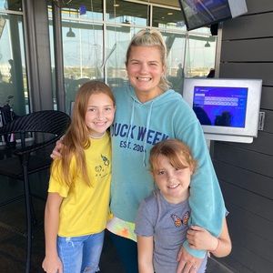 Meet your Posher, Kelli